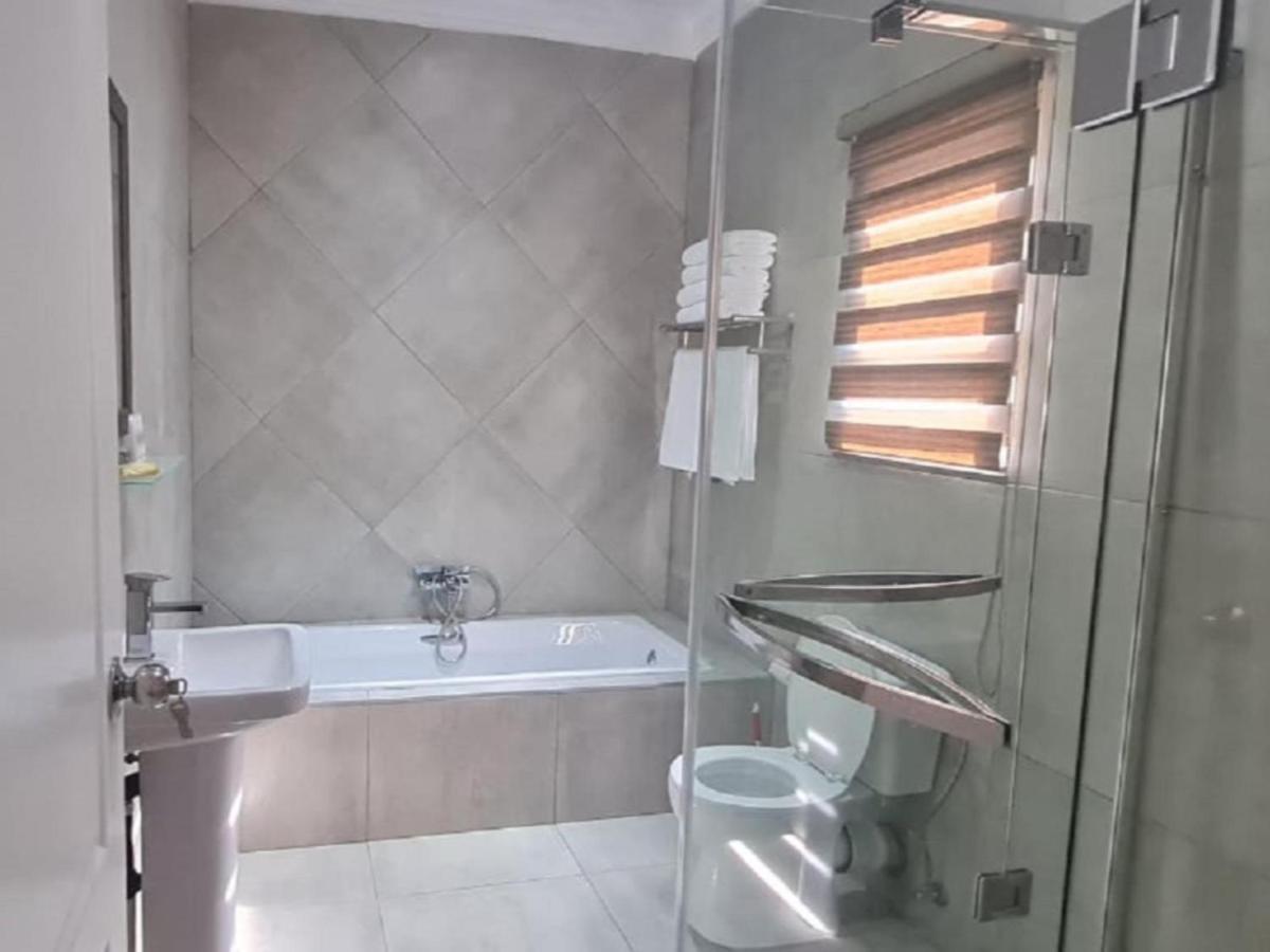 Benoni N12 Hotel Eksteriør billede